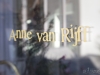 anne_van_rijiff-15